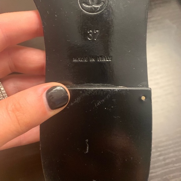 Vintage Chanel Sandal in brand new condition - Picture 3 of 3